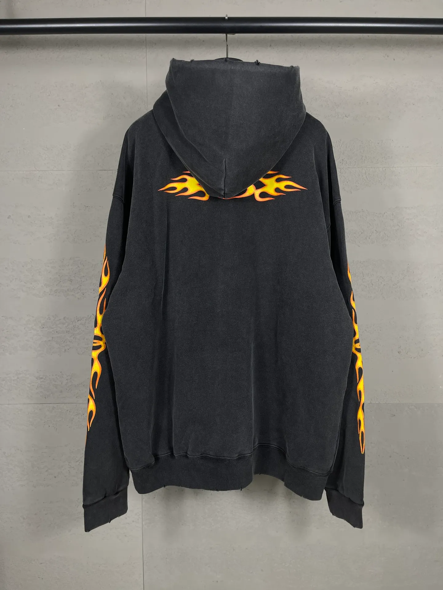 【 . Quality】BALENCI*GA/ #.2024# # 2024New Arrival. Authentic ， 。 ！ ZP 。 460 ， . ， ，。 。 ， ， 。 。 OS . Same Style ：BL 238937 ： Size：XS S M L